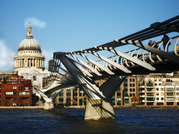 millenium bridge, london