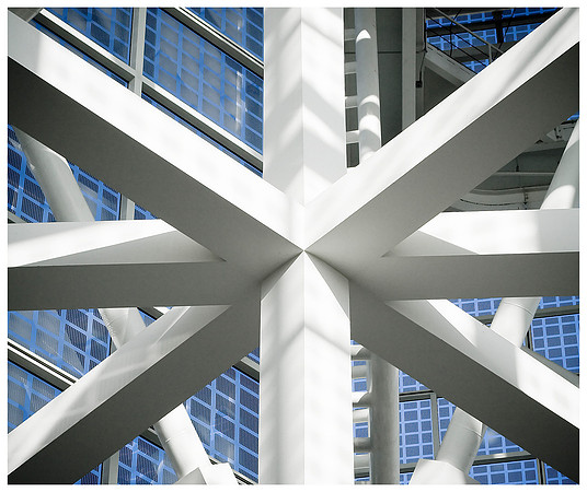 la convention center - interior ceiling