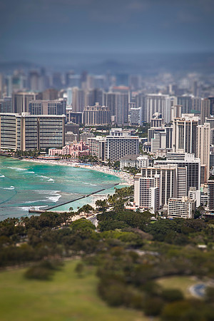 Waikiki Shorline by Christian Del Rosario