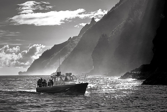 Napali Coast Boat Tour by Christian Del Rosario
