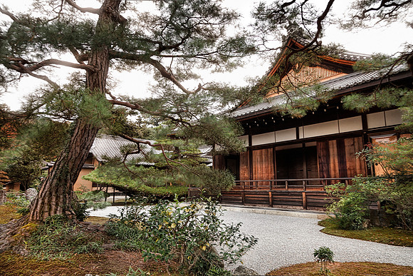 Kinkakuji House