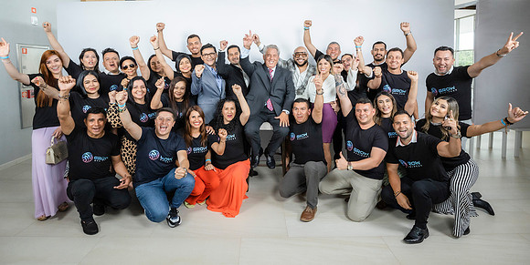 Para descargar su foto: