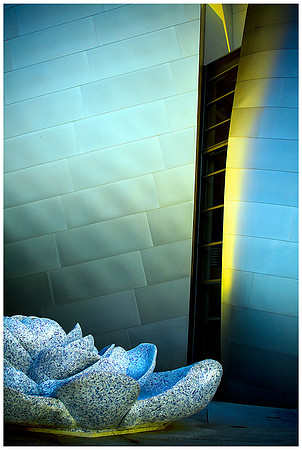 the rose fountain, walt disney concert hall